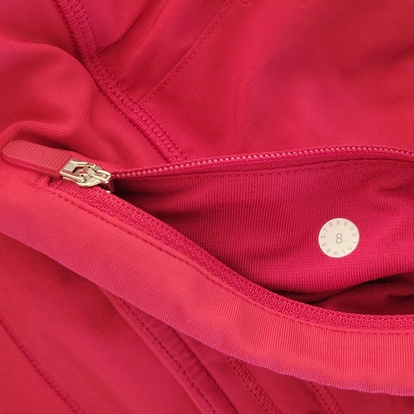 SOLD Lululemon Pace Rival Skirt  4-way Stretch red lipstick  sz 8 - Picture 8 of 8